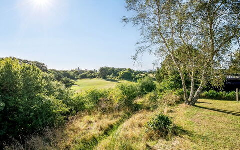 Eggertsine - 1.2Km from the Sea: Holz, Zuhause, Veranda, Deck, Hartholz, Dach, Holzbeize, Holzboden, Eco Hotel