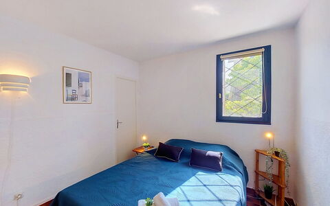 Le Barcarès 255: Wand, Schlafzimmer, Interior Design, Bett, Fussboden, Flooring, Holz, Zimmer, Bettdecke, Möbel
