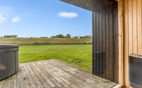 Litle - 30M from the Sea: Blau, Hütte, Haus, Zuhause, Bauernhaus, Estate, Abstellgleis