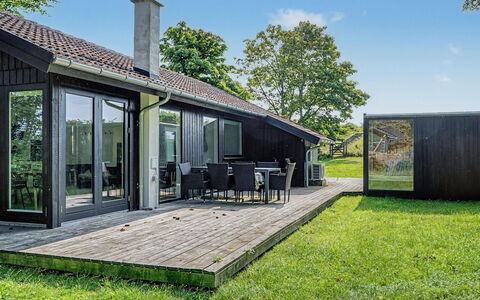 Litle - 30M from the Sea: 