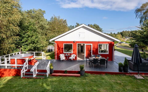 Winder - 925M from the Sea: Holz, Zuhause, Veranda, Deck, Hartholz, Dach, Holzbeize, Holzboden, Eco Hotel