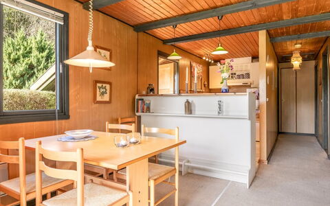 Aron - 30Km from the Sea: Holz, Interior Design, Decke, Möbel, Flooring, Fussboden, Küche & Esszimmer Tisch, Zimmer, Küche, Holzbeize