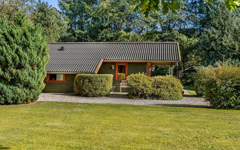 Aron - 30Km from the Sea: Dach, Hütte, Zuhause, Bauernhaus, Garten, Rasen, Estate, Garten, Gartenbauten, Landscaping