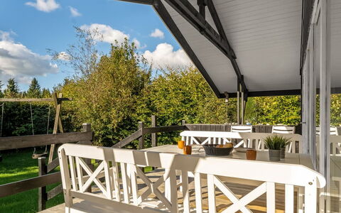 Inola - 3.5Km from the Sea: Blau, Strauch, Hütte, Ground, Garten, Estate, Schatten, Landscaping, Bauernhaus, Eco Hotel