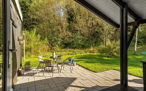 Inola - 3.5Km from the Sea: Blau, Strauch, Hütte, Ground, Garten, Estate, Schatten, Landscaping, Bauernhaus, Eco Hotel