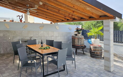 Vinovac: Möbel, Stuhl, Gartenmöbel, Tabelle, Tisch Im Freien, Verbundwerkstoff, Küche & Esszimmer Tisch, Terrasse, Schatten, Fliese