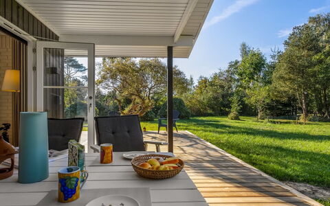 Tameran - 1Km from the Sea: Möbel, Stuhl, Grundstueck, Gartenmöbel, Zuhause, Schatten, Veranda, Garten, Deck, Gartenbauten