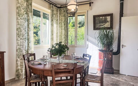 Ca'De Scia Biancotta: Möbel, Interior Design, Holz, Tabelle, Stuhl, Decke, Flooring, Esszimmer, Küche & Esszimmer Tisch, Beleuchtung