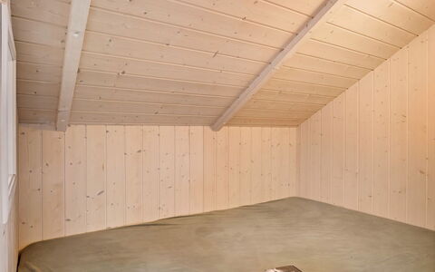 Bruse - 200M from the Sea: 