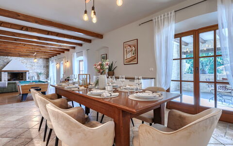 Nadua: Möbel, Interior Design, Flooring, Tabelle, Stuhl, Holz, Fussboden, Decke, Küche & Esszimmer Tisch, Esszimmer