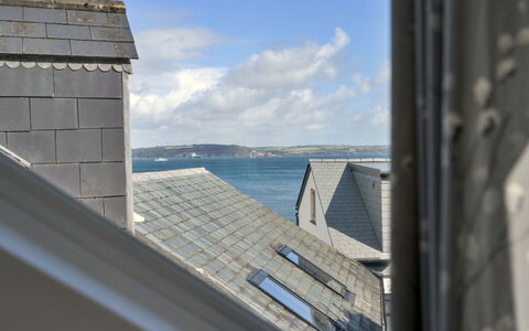 Cawsand Cottage: Wasser, Gewässer, Küste, Küsten Und Ozeanische Forms, Meer, Sommer, Strand, Ozean, Touristenattraktion, Ufer