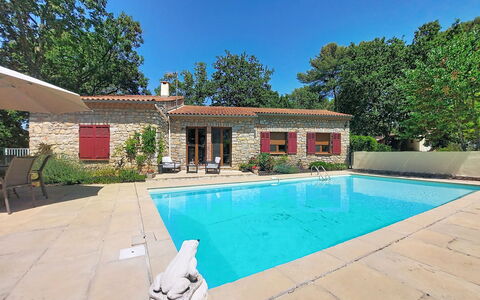 Les Pierres Fleuries: Schwimmbad, Resort, Estate, Gartenmöbel, Eco Hotel, Hazienda, Villa, Flagstone, Schatten, Landscaping