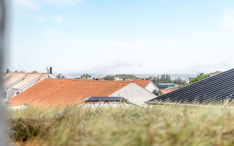 Adelbrand - 1Km from the Sea: Holz, Möbel, Wohnung, Zimmer, Decke, Holzbeize, Stuhl, Hartholz, Lack, Holz