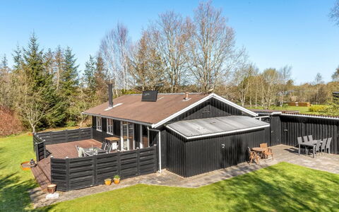 Hughlek - from the Sea: Möbel, Holz, Interior Design, Flooring, Fussboden, Stuhl, Zimmer, Decke, Wohnzimmer, Wohnung