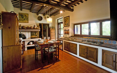 Villa Incanto: Küche, Holz, Möbel, Interior Design, Zuhause, Beleuchtung, Flooring, Decke, Küche & Esszimmer Tisch, Zimmer
