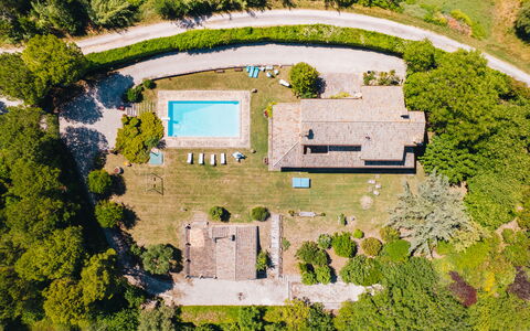 Villa Incanto: Schwimmbad, Estate, Resort, Bauernhaus, Hütte, Garten, Landscaping, Hazienda, Rasen, Villa