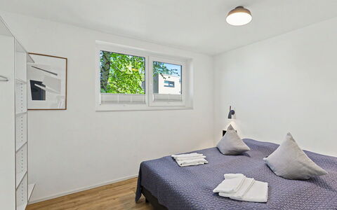 Lichtblick: Interior Design, Holz, Flooring, Fussboden, Möbel, Schlafzimmer, Bett, Zimmer, Decke, Zuhause