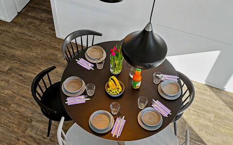 Schulenburg (137): Möbel, Holz, Stuhl, Tabelle, Esszimmer, Küche & Esszimmer Tisch, Interior Design, Flooring, Fussboden, Restaurant