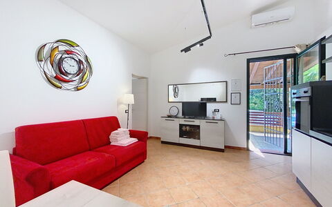Your Tuscan Retreat: Interior Design, Flooring, Möbel, Fussboden, Decke, Wohnung, Zimmer, Couch, Zuhause, Wohnzimmer