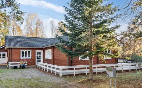 Fatiha - 800M from the Sea: Holz, Möbel, Wohnung, Zimmer, Decke, Holzbeize, Stuhl, Hartholz, Lack, Holz