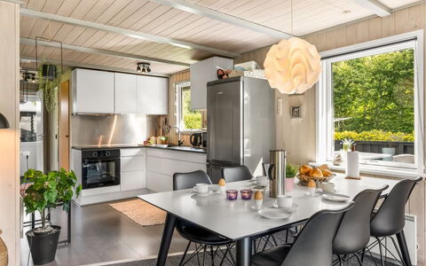 Vilhelm - 10Km from the Sea: Küche, Interior Design, Möbel, Holz, Flooring, Decke, Light Fixture, Küchengerät, Countertop, Major Appliance
