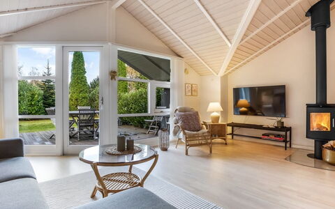 Lirim - 400M from the Sea