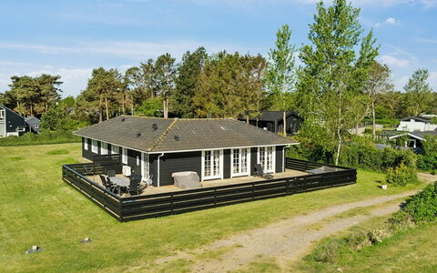 Dietke - 85M from the Sea: Blau, Hütte, Haus, Zuhause, Bauernhaus, Estate, Abstellgleis