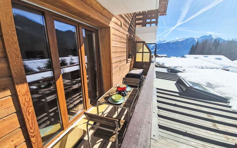 Ovronnaz 730: Holz, Planke, Hartholz, Holzbeize, Winter, Holz, Deck, Abstellgleis, Balkon, Holzboden