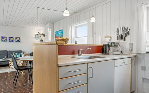 Ketilbiorn - 700M from the Sea: Küche, Interior Design, Flooring, Holz, Countertop, Möbel, Decke, Küchengerät, Fussboden, Major Appliance