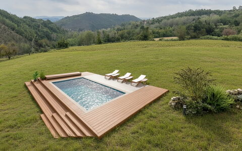 Villa Pietra With Pool On Piemonte Hills: Holz, Schwimmbad, Freizeit, Hartholz, Garten, Holzboden, Holzbeize, Eco Hotel, Deck, Landscaping