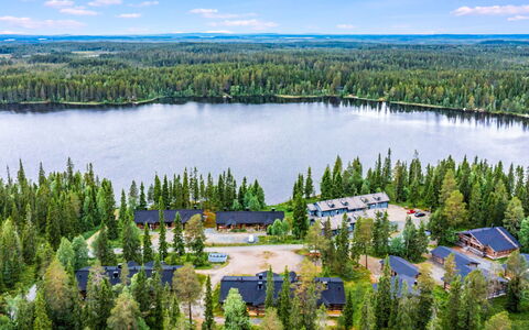 Tunturin Villa Pipo: Eco Hotel, Lärche, Immergrün, Resort, Pine Familie