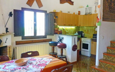 Marinada: Zimmer, Bett, Eigentum, Möbel, Schlafzimmer, Bettdecke, Haus, Interior Design, Gebäude, Bettrahmen