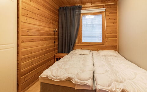 Tunturimustikka 13 B: Gebäude, Wohngebiet, Fenster, Haus, Zuhause, Dach, Die Architektur, Nachbarschaft, Fassade, \Stadt