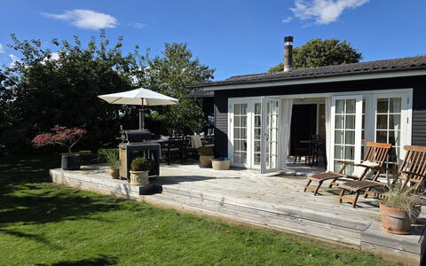 Yvette - 350M from the Sea