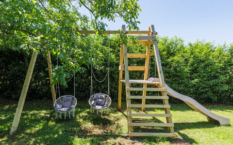 Elli: Spielmittel, Spielplatz Rutsche, Schwingen, Leiter, Spielplatz, Garten, Freizeit, Rutsche, Schatten, Rasen