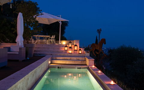 Asolina Villa: Blau, Schwimmbad, Resort, Verbundwerkstoff, Eco Hotel, Blumentopf, Gartenmöbel, Villa, Balkon, Schatten