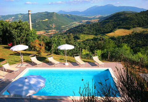 Villa Altavista: Bergforms, Hügel, Berg, Gebirge, Hochland, Bergstation, Grat, Senke, Gartenmöbel, Schwimmbad