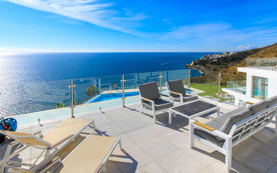 Nerja View Free Sauna and Spa