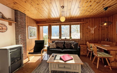 Licht: Möbel, Interior Design, Holz, Decke, Flooring, Zimmer, Fussboden, Wohnzimmer, Hartholz, Holzbeize
