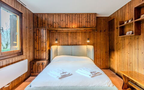 Casa Brenta: Holz, Schlafzimmer, Interior Design, Bett, Fussboden, Flooring, Decke, Bettdecke, Bedding, Zimmer