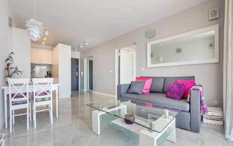 Gardenia: Möbel, Stuhl, Tabelle, Wohnung, Gartenmöbel, Balkon, Küche & Esszimmer Tisch, Eigentumswohnung, Schatten, Terrasse