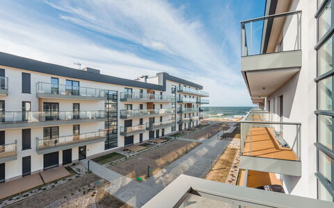 Gardenia: Möbel, Stuhl, Tabelle, Wohnung, Gartenmöbel, Balkon, Küche & Esszimmer Tisch, Eigentumswohnung, Schatten, Terrasse