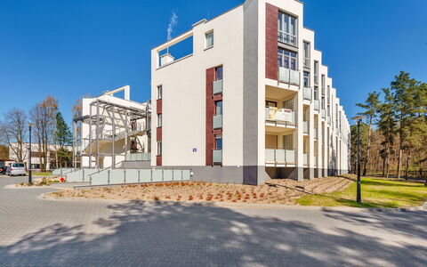 Bursztynowe Osiedle: Möbel, Stuhl, Tabelle, Wohnung, Gartenmöbel, Balkon, Küche & Esszimmer Tisch, Eigentumswohnung, Schatten, Terrasse