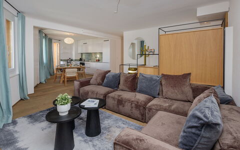 Résidence Terrazza 1: Möbel, Interior Design, Flooring, Fussboden, Couch, Holz, Decke, Zimmer, Wohnzimmer, Wohnung