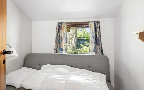 Lökea - from the Sea: Möbel, Interior Design, Schlafzimmer, Bett, Linens, Kissen, Dekokissen, Bettrahmen, Bedding, Holzbeize