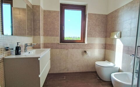 Scrusciu Do Vientu: Flooring, Wand, Armatur, Badezimmer, Fussboden, Toilette, Interior Design, Toilleten Sitz, Installation, Fliese