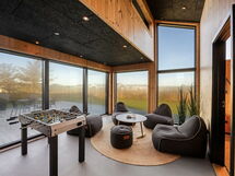 Elisabet - 400M from the Sea