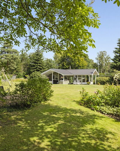 Franke - 1.2Km from the Sea