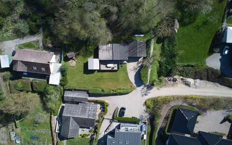 Hilde - 75M from the Sea: Blau, Hütte, Haus, Zuhause, Bauernhaus, Estate, Abstellgleis