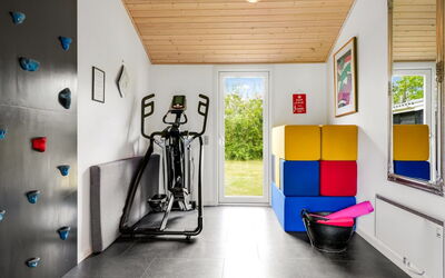 Ensio - 1.2Km from the Sea